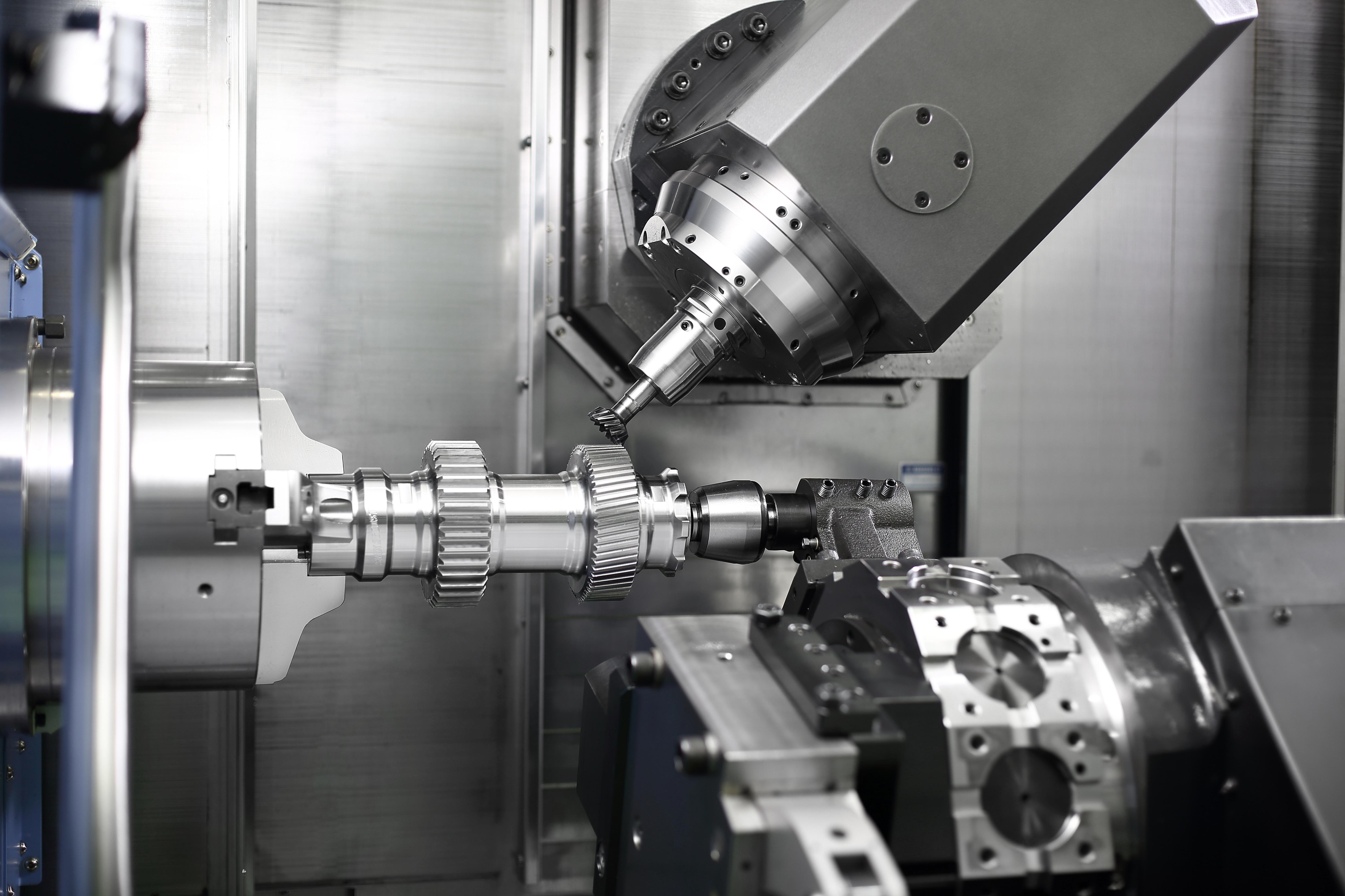 Doosan’s PUMA SMX3100ST multifunction mill-turn center boasts nine axes, dual spindles and an ATC capacity of up to 120 tools. (Image courtesy of Doosan Machine Tools America)